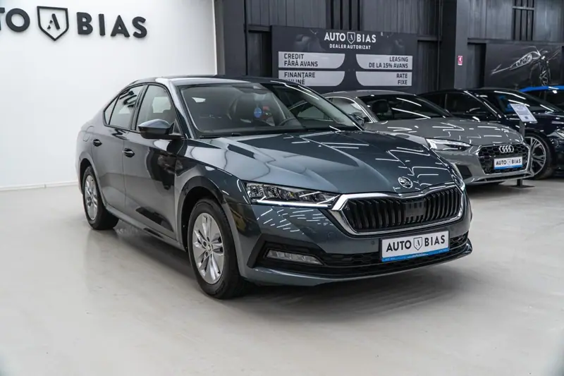 Skoda Octavia — Poza 3