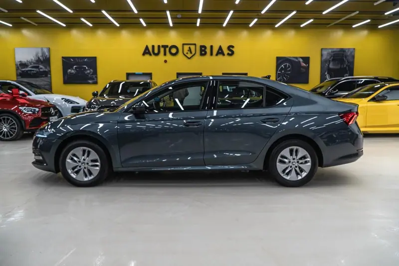 Skoda Octavia — Poza 16