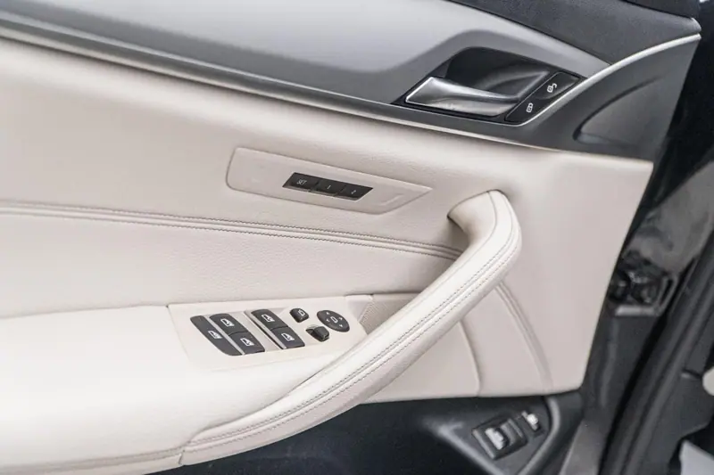 BMW Seria 5 — Poza 24