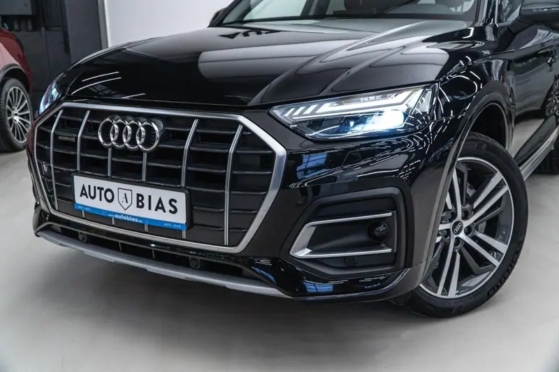 Audi Q5 — Poza 10
