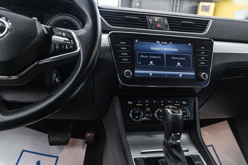 Skoda Superb — Poza 26