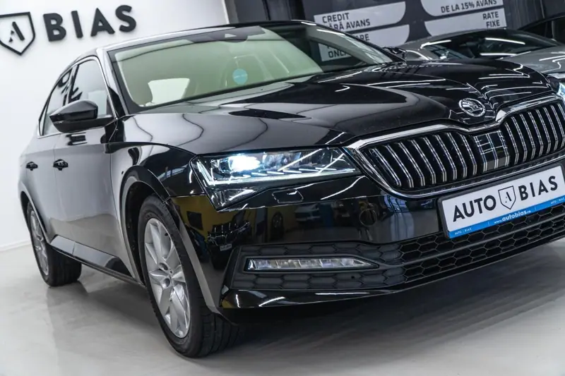 Skoda Superb — Poza 29