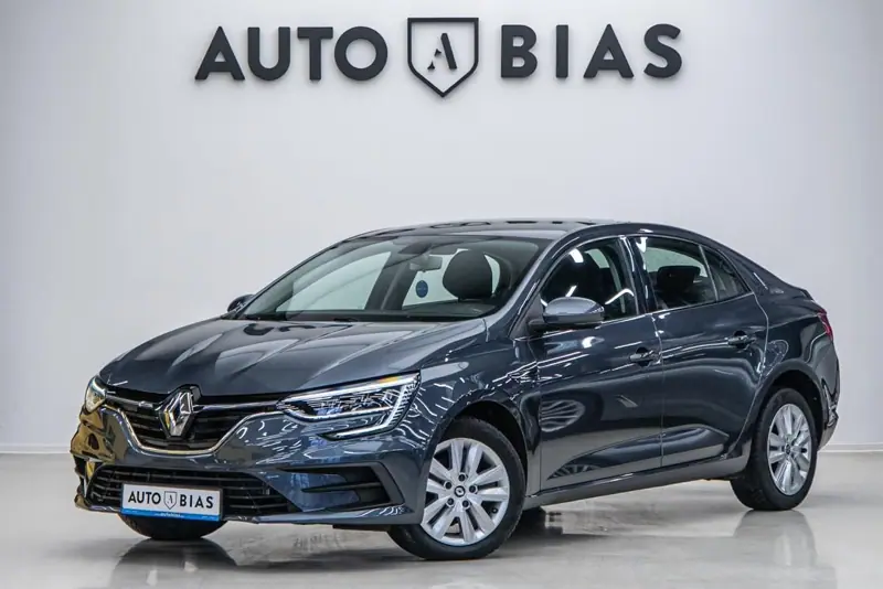 Renault Megane 2022 — poza 1