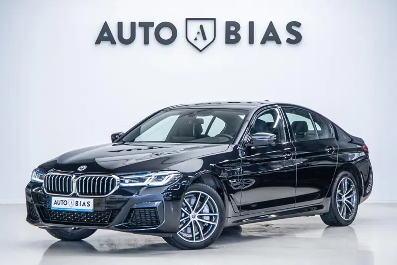 BMW Seria 5 2022 — poza 1