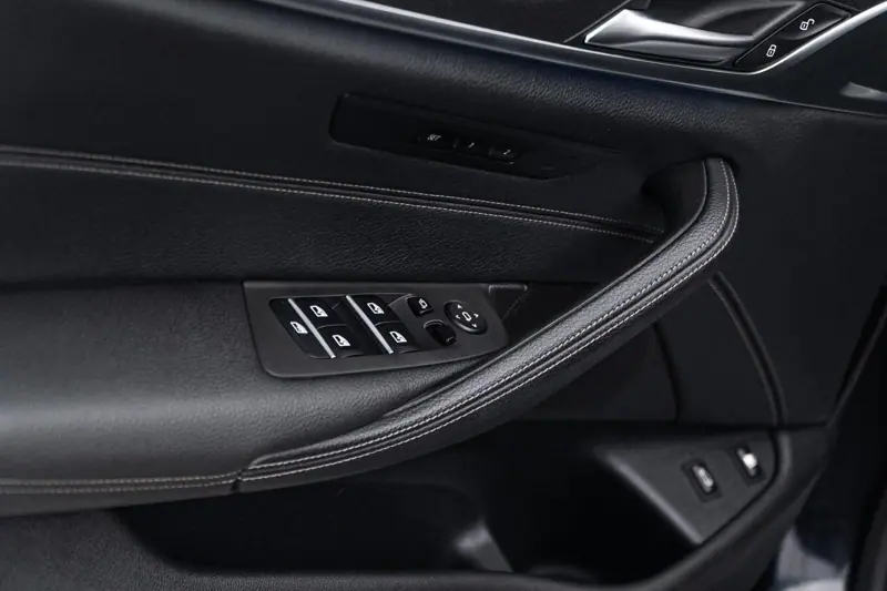 BMW Seria 5 — Poza 17