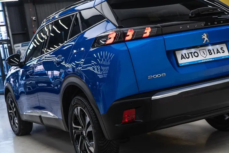 Peugeot 2008 — Poza 31