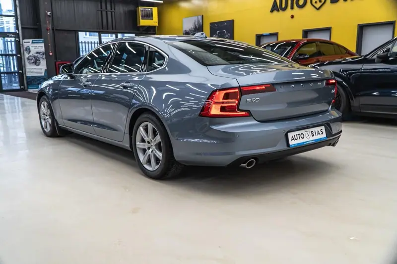 Volvo S90 — Poza 5