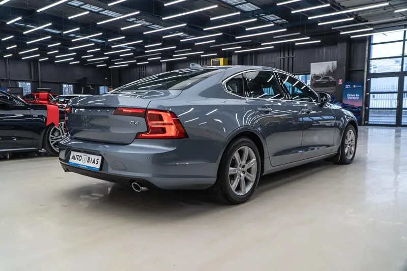 Volvo S90 — Poza 7