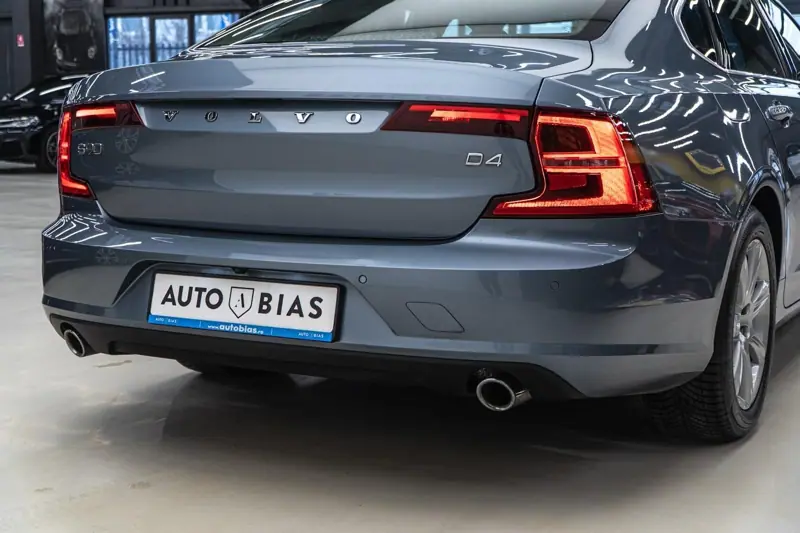 Volvo S90 — Poza 13