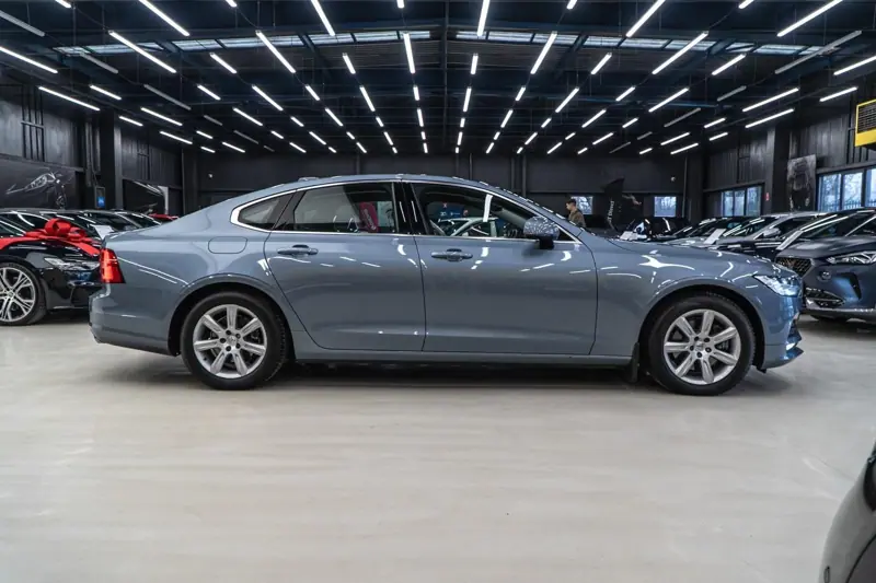 Volvo S90 — Poza 19