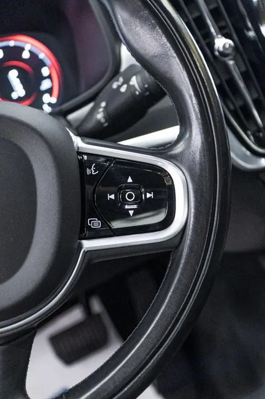 Volvo S90 — Poza 21