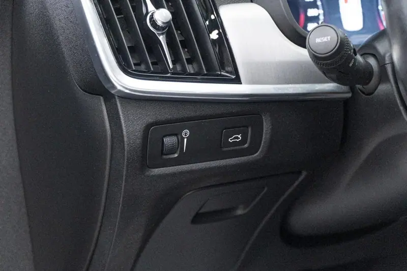 Volvo S90 — Poza 30
