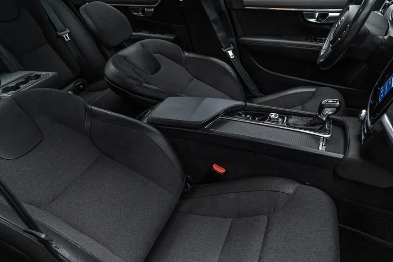 Volvo S90 — Poza 38