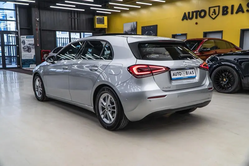 Mercedes-Benz A 180 — Poza 5