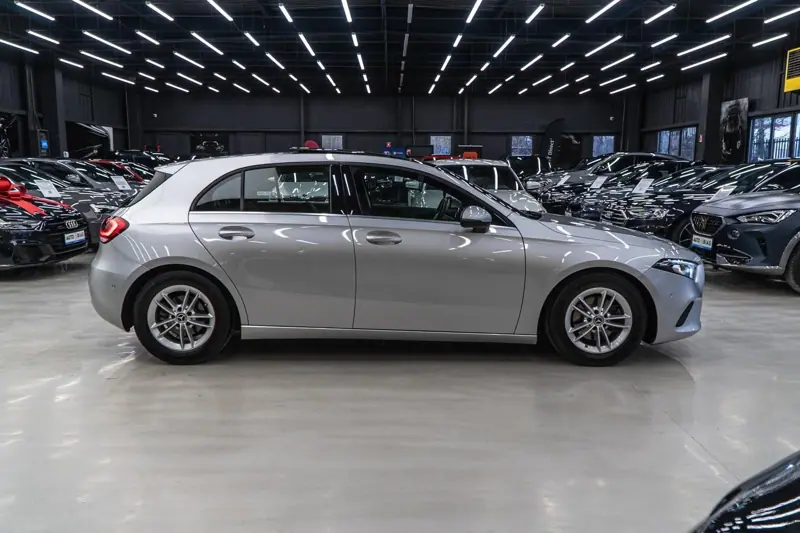 Mercedes-Benz A 180 — Poza 25