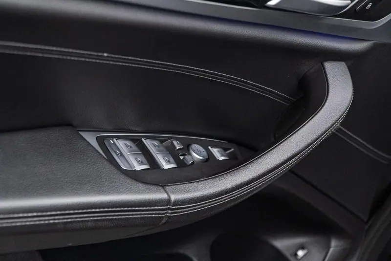 BMW X3 — Poza 21