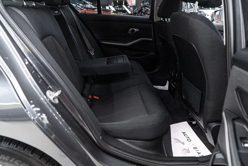 BMW Seria 3 — Poza 8