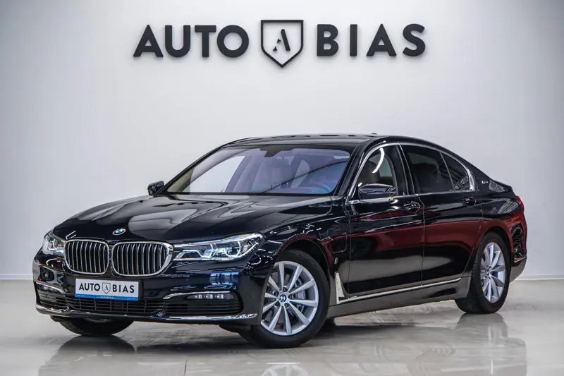 BMW Seria 7 2018 — poza 1
