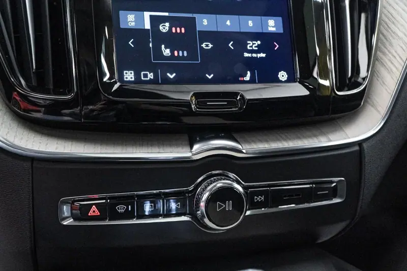 Volvo XC 60 — Poza 14