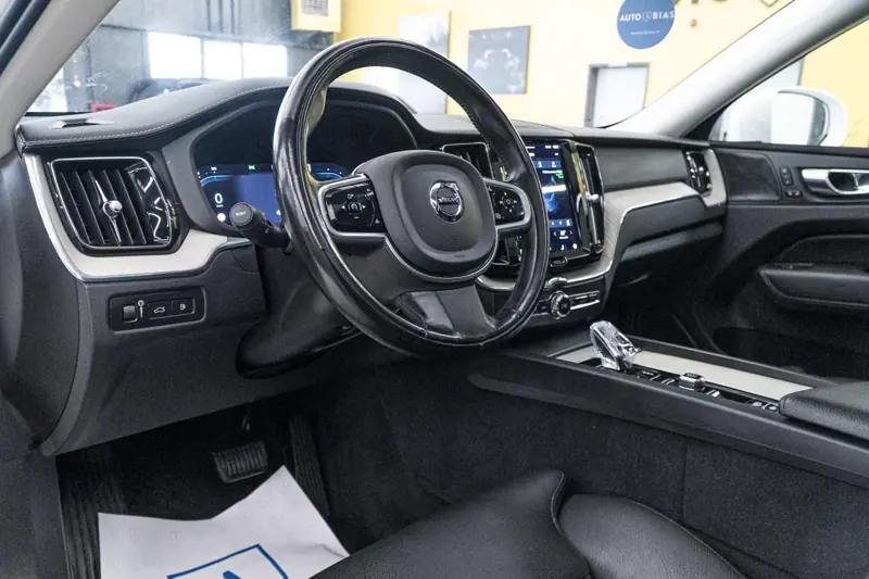 Volvo XC 60 — Poza 17
