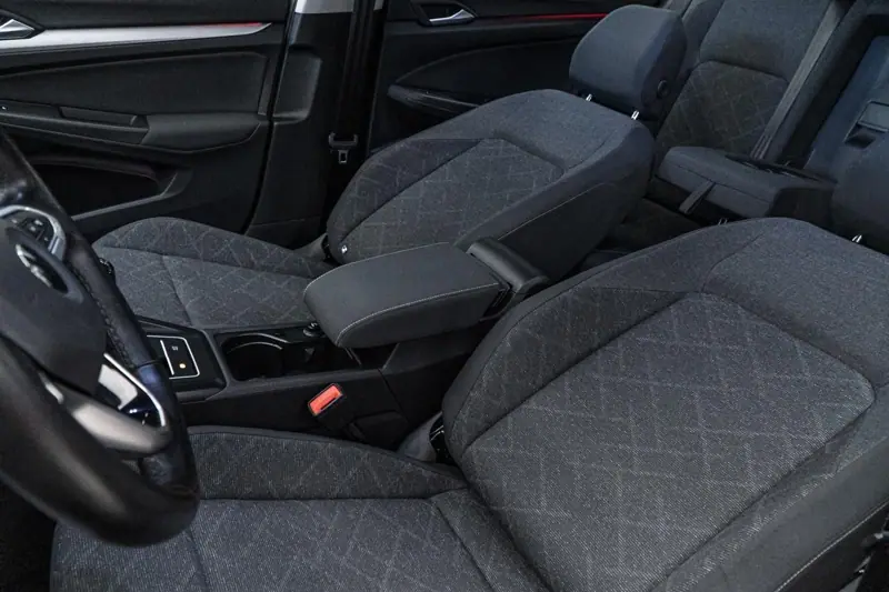 Volkswagen Golf — Poza 14