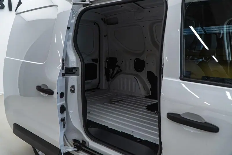 Renault Express — Poza 9