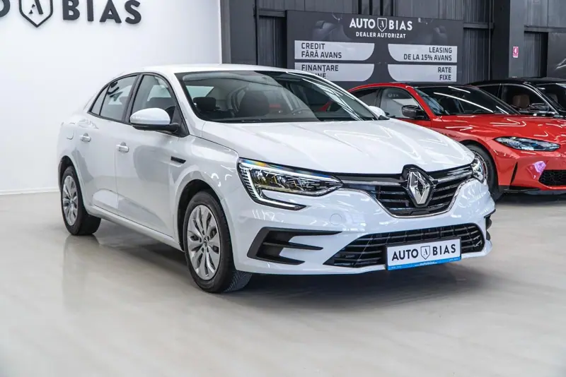 Renault Megane — Poza 3
