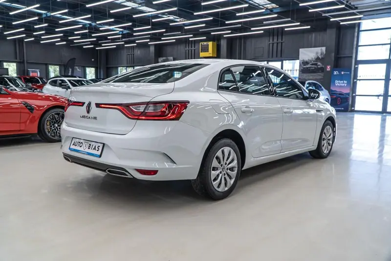 Renault Megane — Poza 7