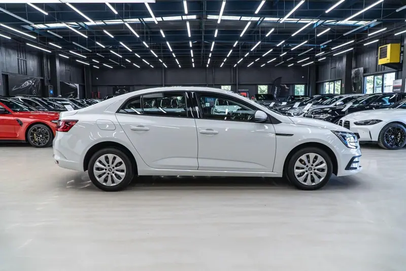 Renault Megane — Poza 19