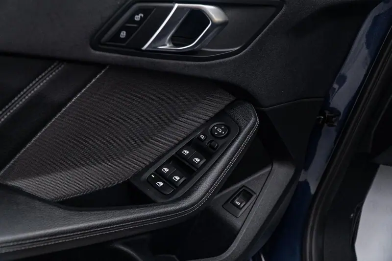 BMW Seria 1 — Poza 12