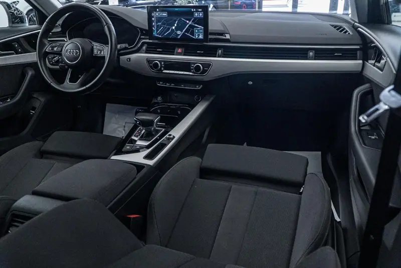 Audi A4 Limuzina — Poza 2