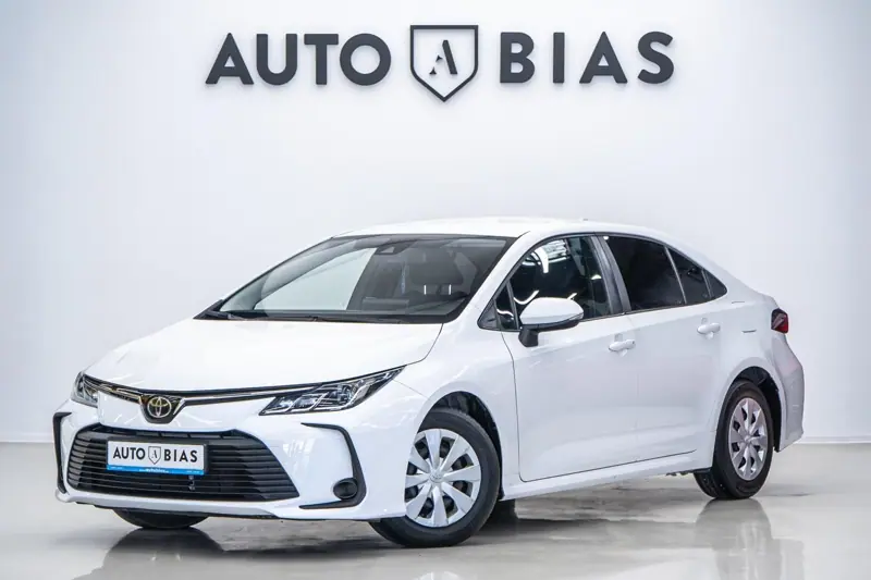 Toyota Corolla 2021 — poza 1