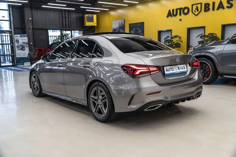 Mercedes-Benz A 200 — Poza 5