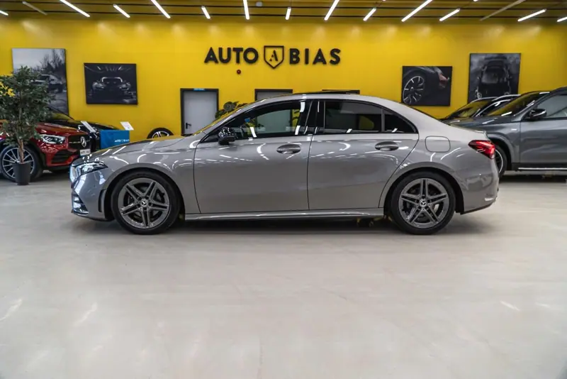 Mercedes-Benz A 200 — Poza 16