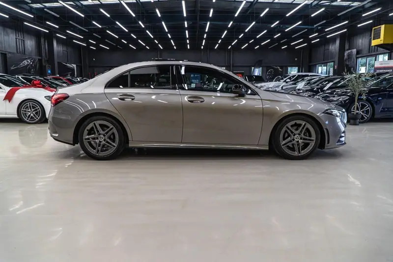 Mercedes-Benz A 200 — Poza 19