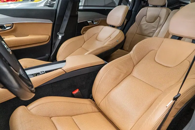 Volvo XC 90 — Poza 14