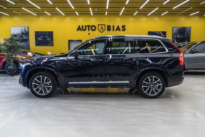 Volvo XC 90 — Poza 16