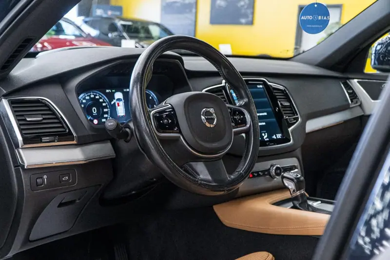 Volvo XC 90 — Poza 17