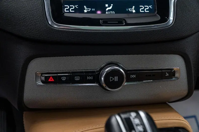 Volvo XC 90 — Poza 26
