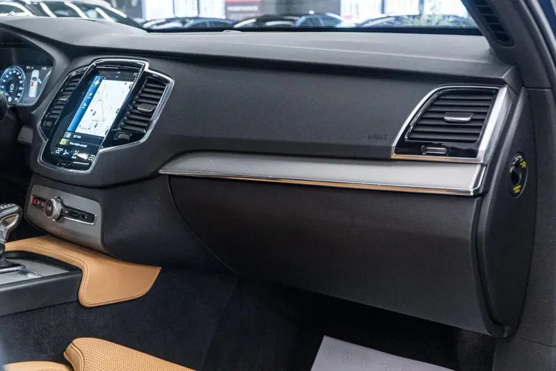 Volvo XC 90 — Poza 30