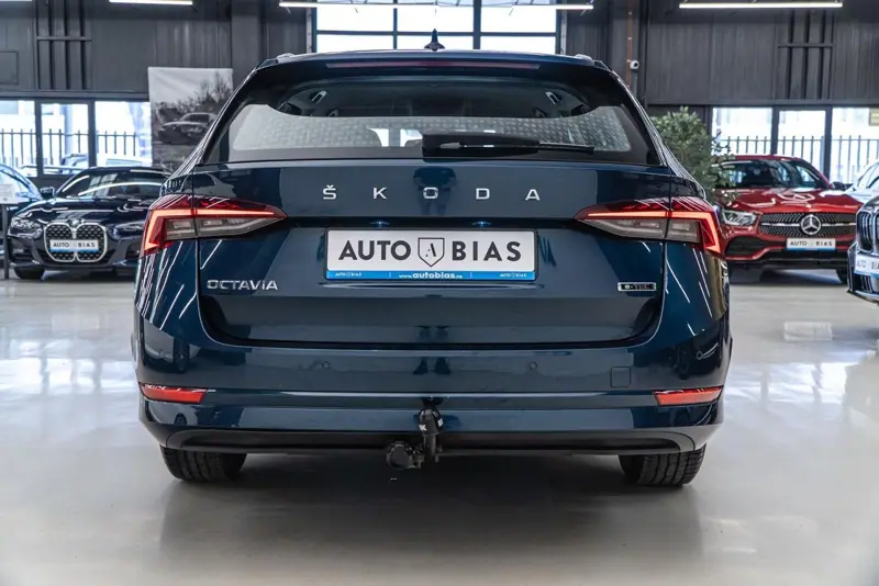 Skoda Octavia — Poza 25