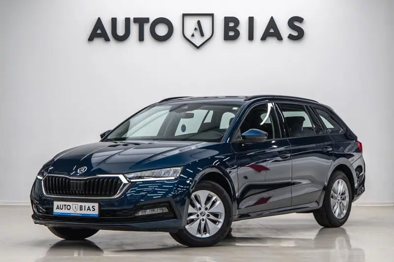 Skoda Octavia 2021 — poza 1