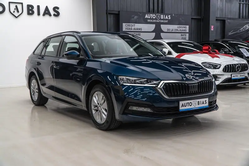 Skoda Octavia — Poza 3