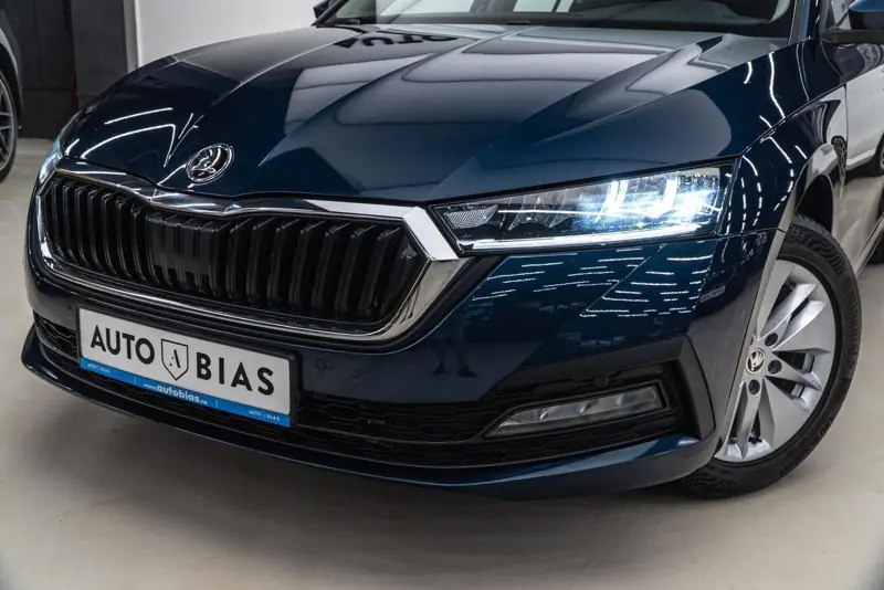 Skoda Octavia — Poza 10