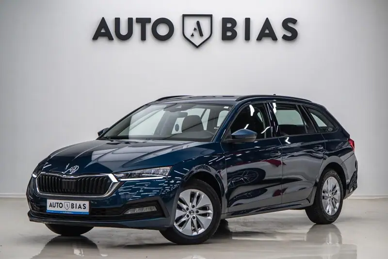 Skoda Octavia 2021 — poza 1
