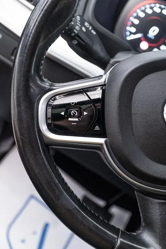 Volvo XC 90 — Poza 23