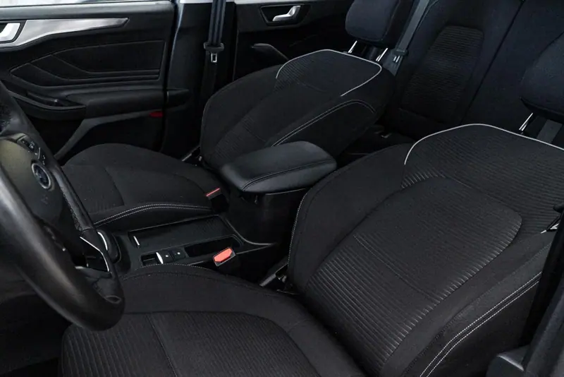 Ford Focus — Poza 14