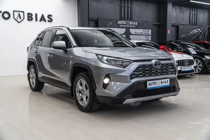 Toyota RAV4 — Poza 3