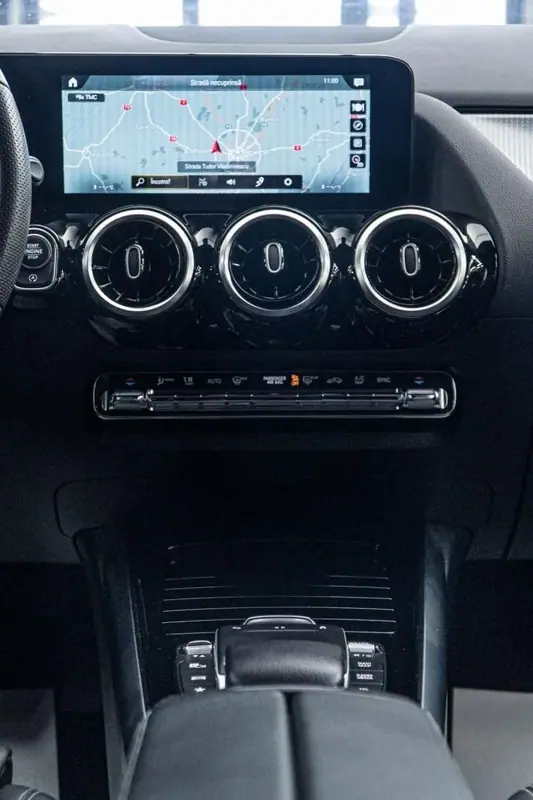 Mercedes-Benz GLA — Poza 4