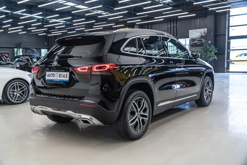 Mercedes-Benz GLA — Poza 7